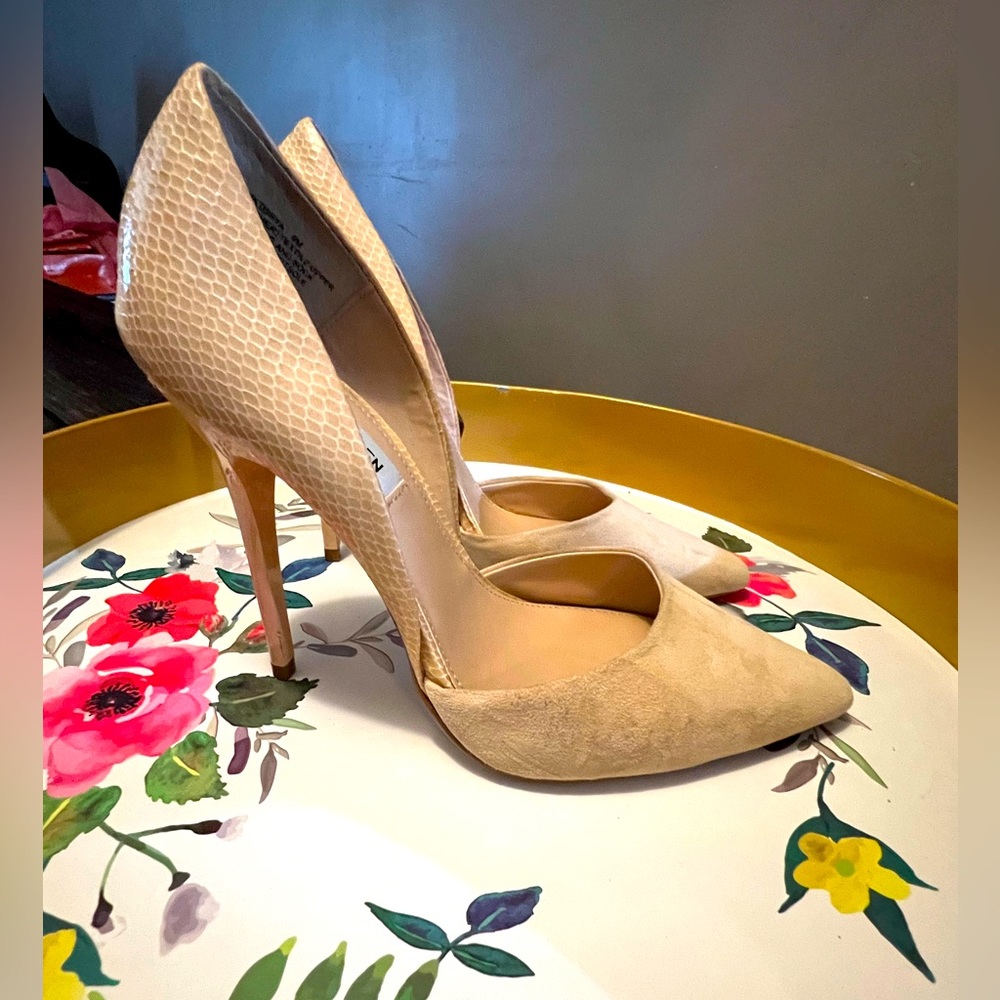 Steve Madden faux suede and snakeskin high heels size 9